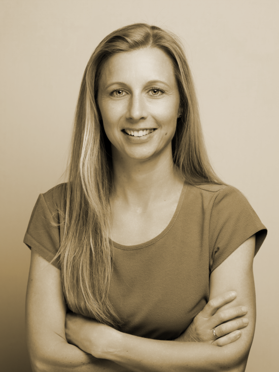 Porträt Stefanie Holt